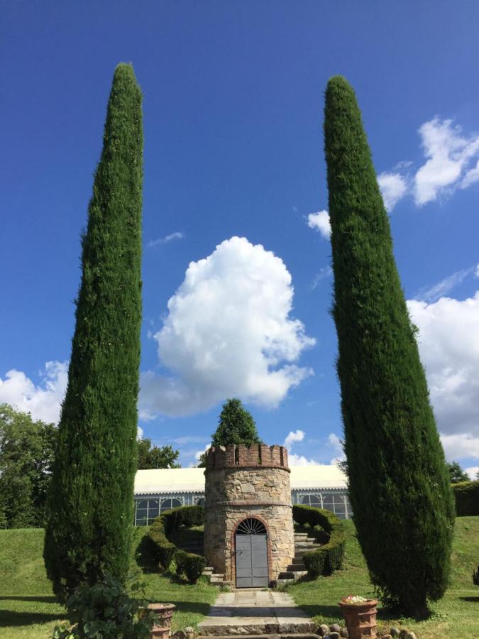 Castello Di Bed & Breakfast Cernusco Lombardone